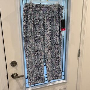 Xhilaration Floral Print Pants in Purple and Blue